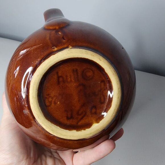 Vintage Hull Pottery USA Teapot Brown Drip Oven Proof - Picture 3 of 5